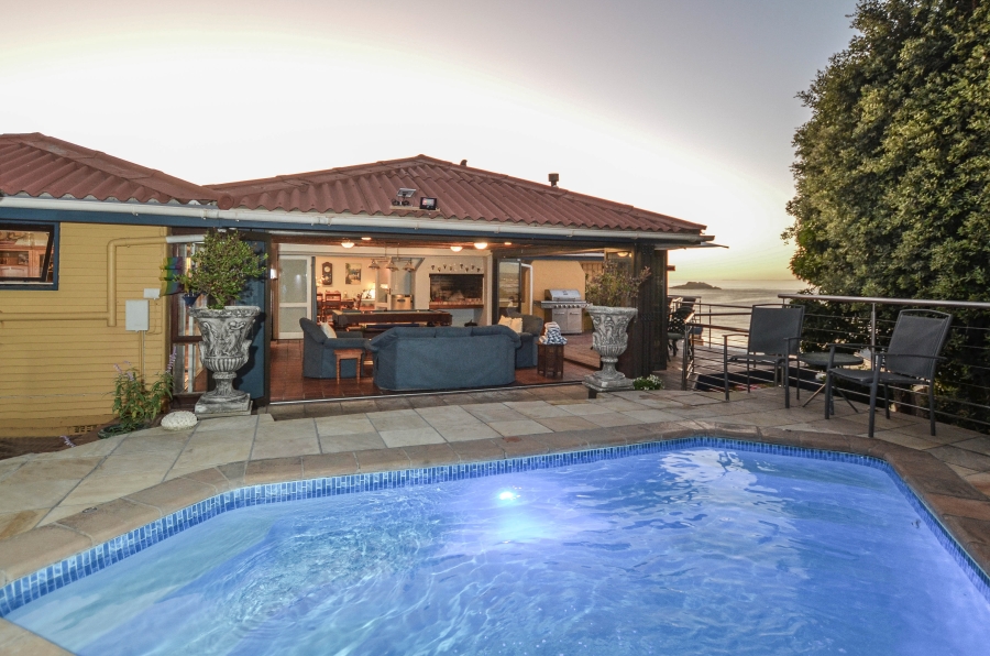 3 Bedroom Property for Sale in Yzerfontein Western Cape